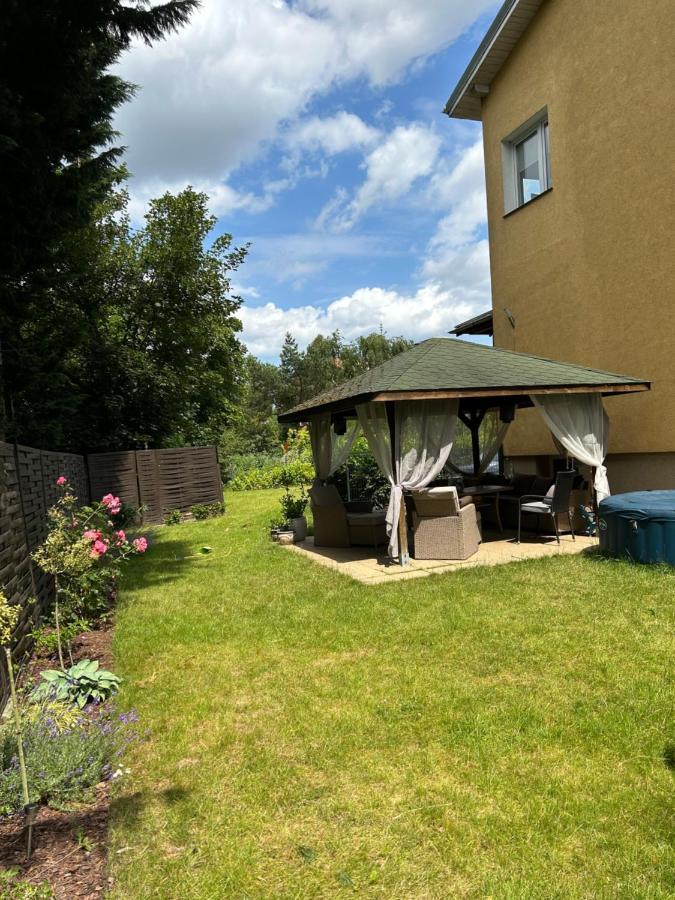 Yellow Villa Гданск Екстериор снимка